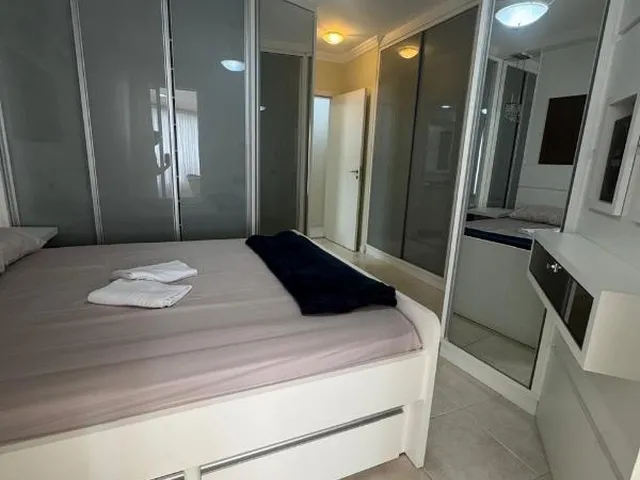 Imagem 9: Amplo Apartamento Sacada com Churrasqueira no Centro de Balneário Camboriú