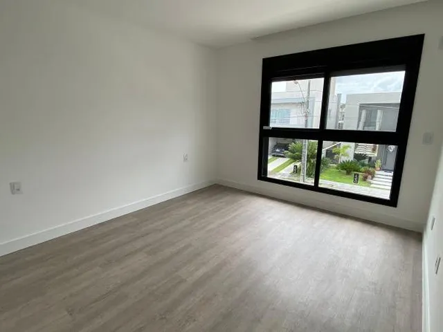 Imagem 12: Linda Casa com Piscina em Condomínio Fechado em Camboriú