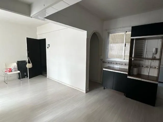 Imagem 8: Apartamento 3 Dormitorios- Avenida Brasil Balneário Camboriu- Estuda Permuta