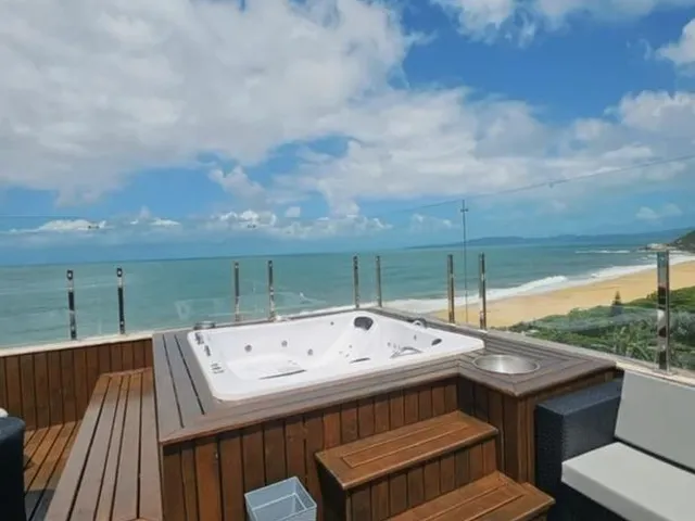 Imagem: Maravilhoso Duplex Frente Mar Alto Padrão
