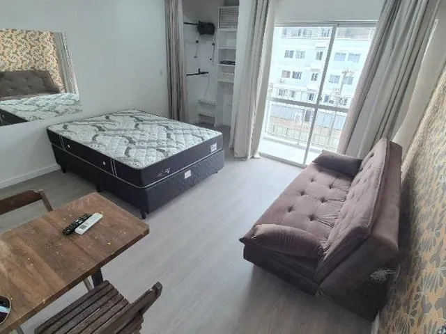 Imagem 6: Apartamento 1 Dormitorio com Sacada no Centro de Balneário Camboriu