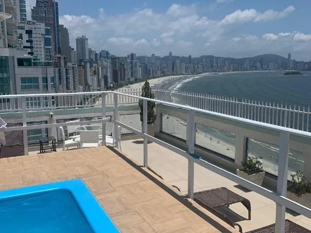 Imagem: Apartamento em Prédio Frente Mar Barra