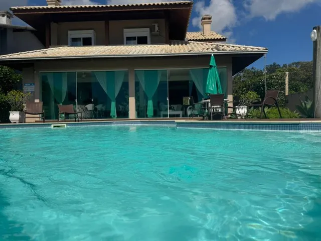 Imagem: Linda Casa com Piscina Alto Padrão Frente