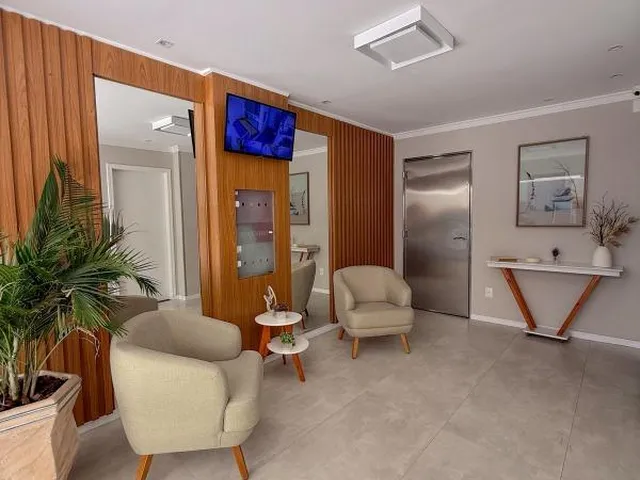 Imagem: Apartamento 2 Dormitorios Suite - Sacada