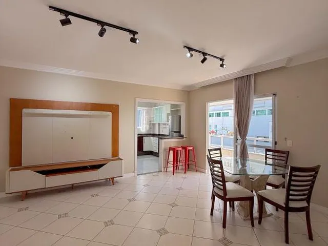 Imagem 16: Apartamento 2 Dormitorios Suite - Sacada com Churrasqueira Balneario Camboriu