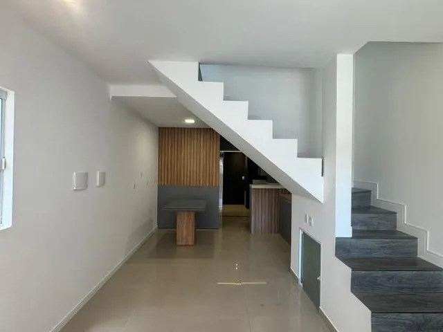 Imagem 2: Ótimo Sobrado com Moveis Sob Medida no Bairro Rio Pequeno em Camboriú