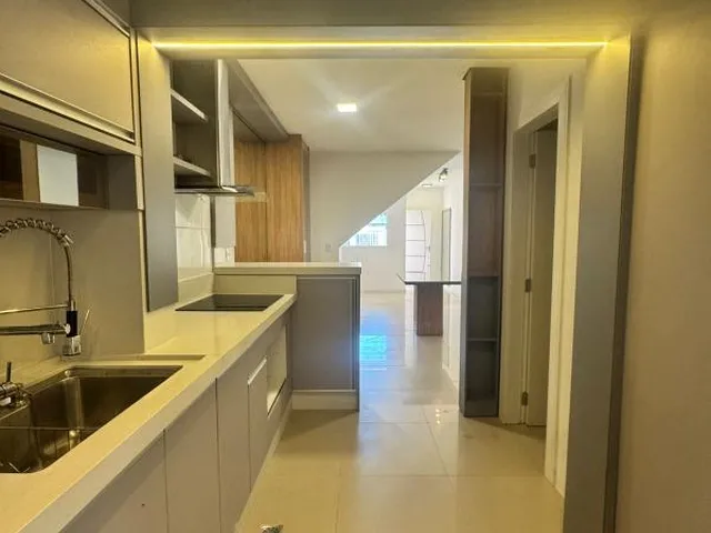 Imagem 13: Ótimo Sobrado com Moveis Sob Medida no Bairro Rio Pequeno em Camboriú