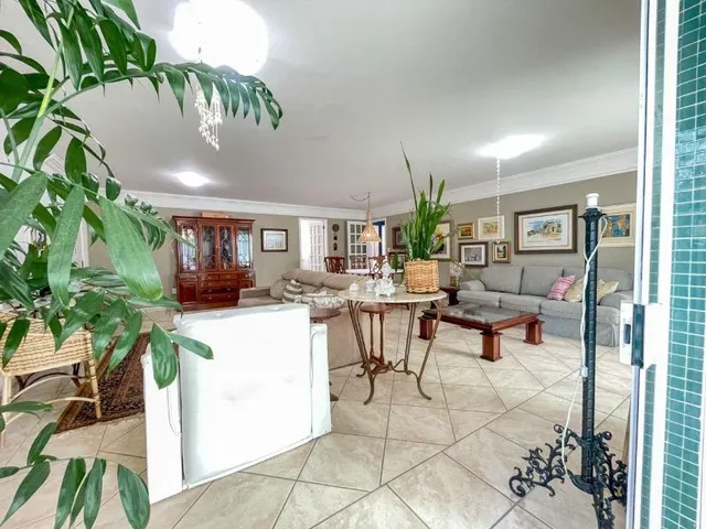Imagem 3: Apartamento 180M² 4 Dormitorios Quadra Mar - Balneário Camboriu