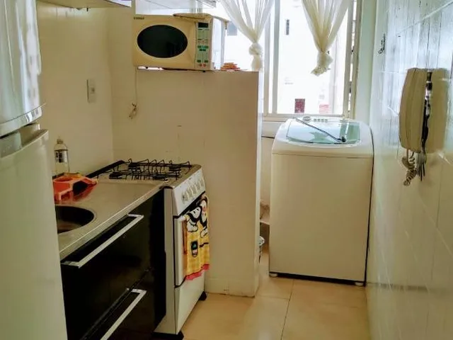 Imagem 3: Apartamento de 2 Dormitórios, Ar Condicionado, Próximo a Av. Brasil e Rua 1500!