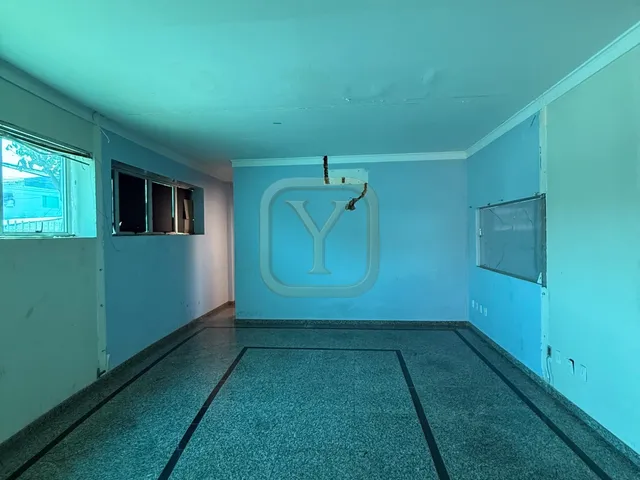 Imagem 12: Salão Comercial de Alto Padrão em Cuiabá-Mt, Bairro Alvorada: 20 Salas, 14 Banheiros, 25 Vagas de Garagem - 3.900M²!