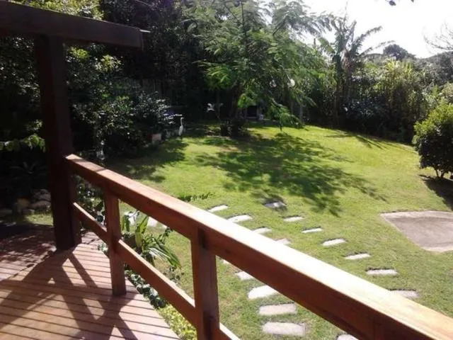Imagem 13: Aluguel Temporada Casa Colonial em Garopaba-Sc, 3 Quartos (2 Suítes), 200M², Piscina, Churrasqueira