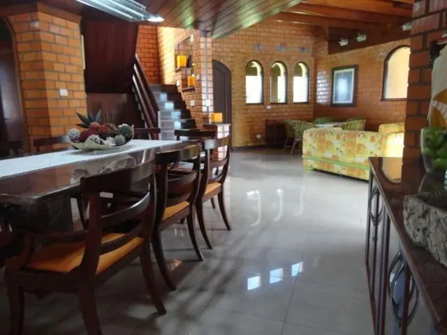 Imagem 16: Alugo Temporada Casa Beira Mar com Piscina 5 Suítes