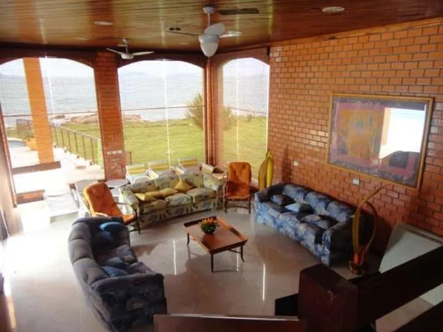 Imagem 9: Alugo Temporada Casa Beira Mar com Piscina 5 Suítes