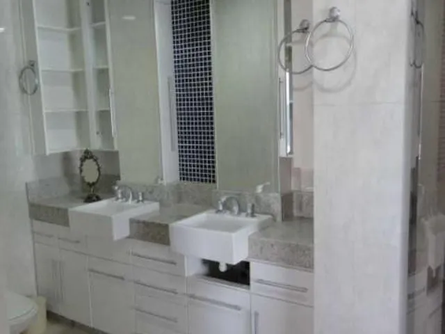 Imagem 5: Alugo Temporada Casa Beira Mar com Piscina 5 Suítes