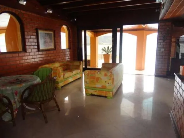 Imagem 8: Alugo Temporada Casa Beira Mar com Piscina 5 Suítes