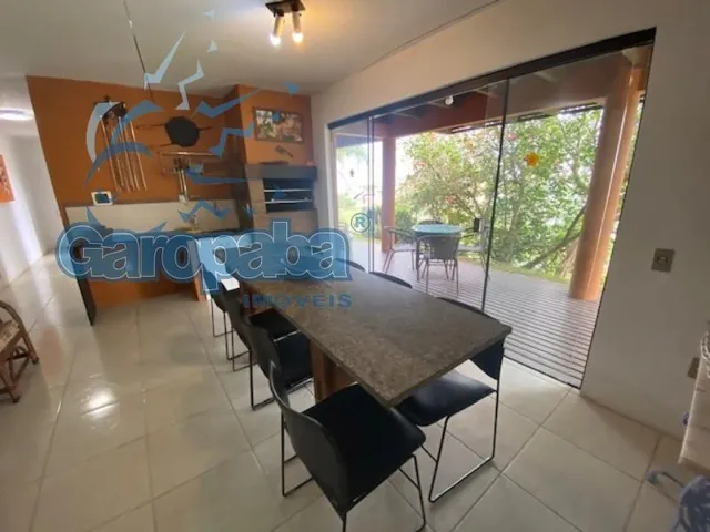 Imagem 7: Venda Ou Aluguel de Temporada Garopaba, 4 Dormitórios, Bela Casa Nova, Amplos Decks, Próxima da Praia