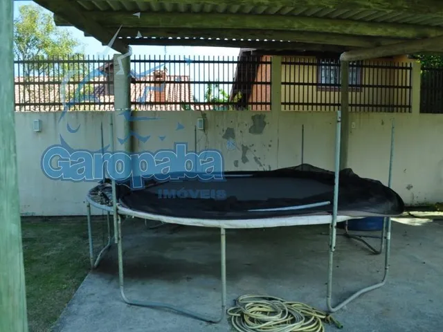Imagem 3: Alugo por Temporada Bela Casa 4 Suítes e Piscina no Centro de Garopaba, Alto Padrão