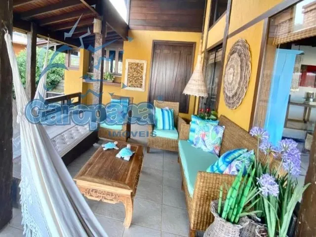 Imagem 5: Casa de Luxo em Condomínio: 5 Suítes, 3 Salas em Garopaba-Sc, Bairro Morrinhos - Aluguel Temporada!