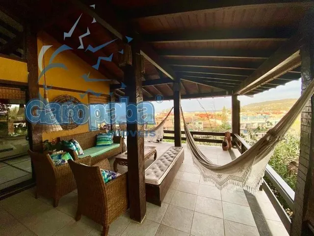 Imagem 4: Casa de Luxo em Condomínio: 5 Suítes, 3 Salas em Garopaba-Sc, Bairro Morrinhos - Aluguel Temporada!