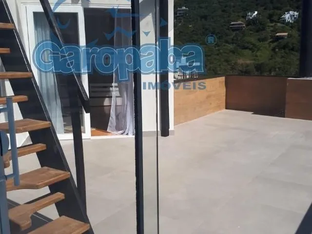 Imagem 16: Garopaba, Vendo Ou Alugo por Temporada Casa com 3 Suítes (1 Master), Wi-Fi, Lareira, Smartv, Piscina, Visual para o Mar