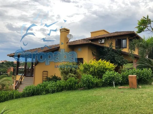 Imagem 9: Alugo por Temporada em Garopaba, Bela Casa com 4 Suítes de Casal Split, Piscina e Churrasqueiras