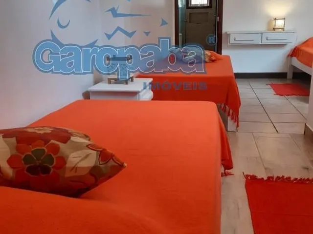 Imagem 2: Aluguel de Casa em Garopaba-Sc: 3 Suítes, Slit, Terraço com Churrasqueira e Vista para o Mar!