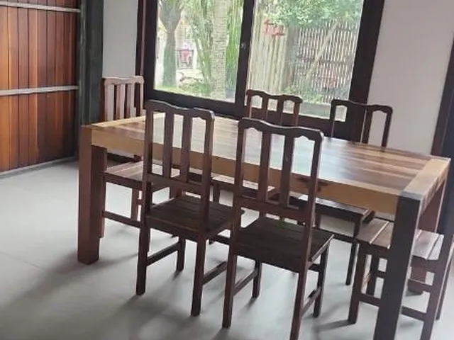 Imagem 12: Aluguel de Casa para Temporada no Centro de Garopaba-Sc: 4 Quartos, Piscina e 3 Vagas de Garagem!