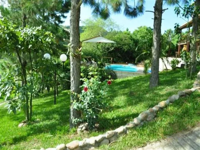 Imagem 2: 0 Casa com 3 dormitórios