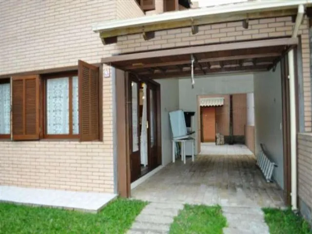Imagem 14: Aluguel de Temporada em Garopaba: Sobrado Funcional no Bairro Morrinhos, a Apenas 250M da Praia