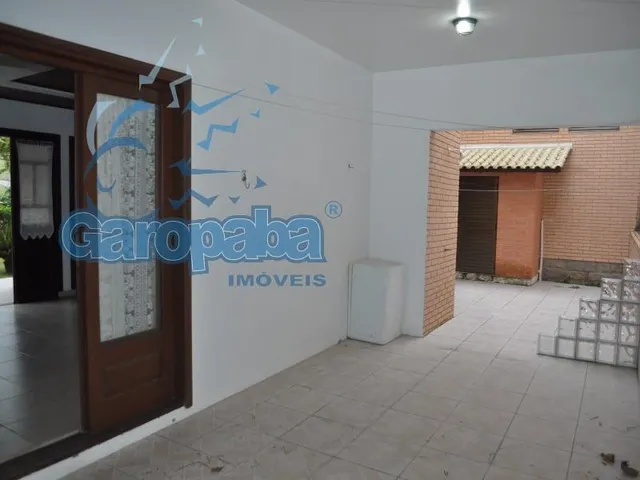 Imagem 11: Aluguel de Temporada em Garopaba: Sobrado Funcional no Bairro Morrinhos, a Apenas 250M da Praia