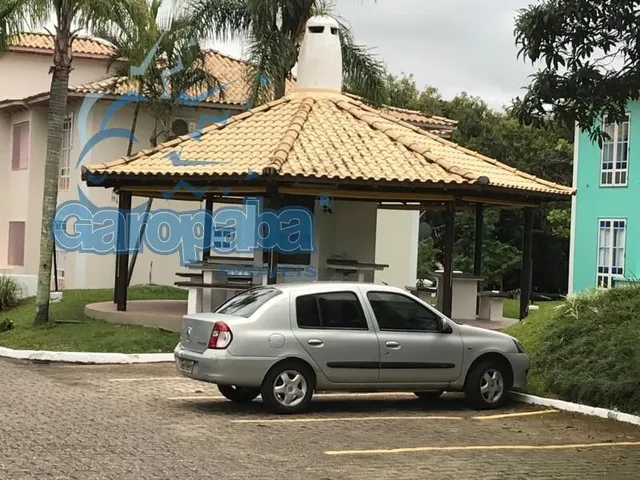 Imagem 3: Temporada em Garopaba 3 Dormitórios 1 (Suíte) com Split e Piscinas Sobrado 3