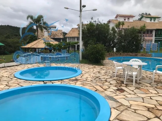 Imagem 9: Temporada em Garopaba 3 Dormitórios 1 (Suíte) com Split e Piscinas Sobrado 3