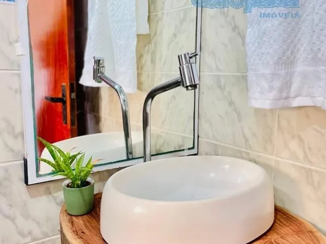 Imagem 6: Aluguel de Chalé no Village Garopaba: 1 Quarto, 50M², em Condomínio com Piscina e Estacionamento Privativo