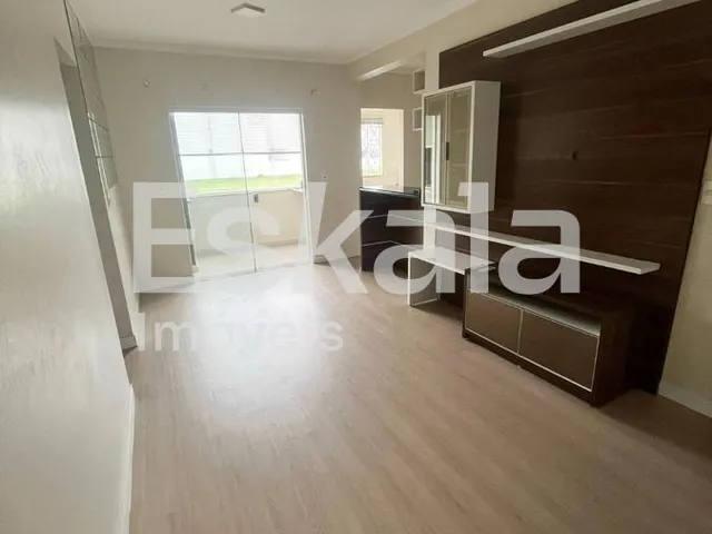 Imagem: Apartamento Semimobiliado com 02 Dormitórios
