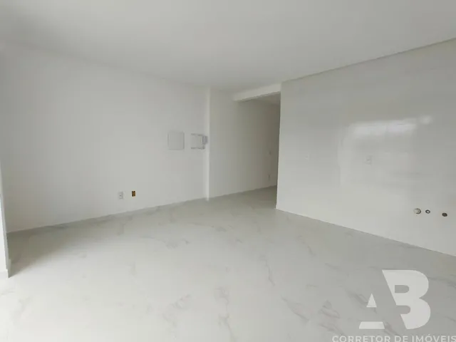 Imagem 4: Apartamento À Venda em Camboriú-Sc: 2 Quartos, 1 Suíte, 1 Sala, 2 Banheiros, 1 Vaga de Garagem e 71,97 M² de Área