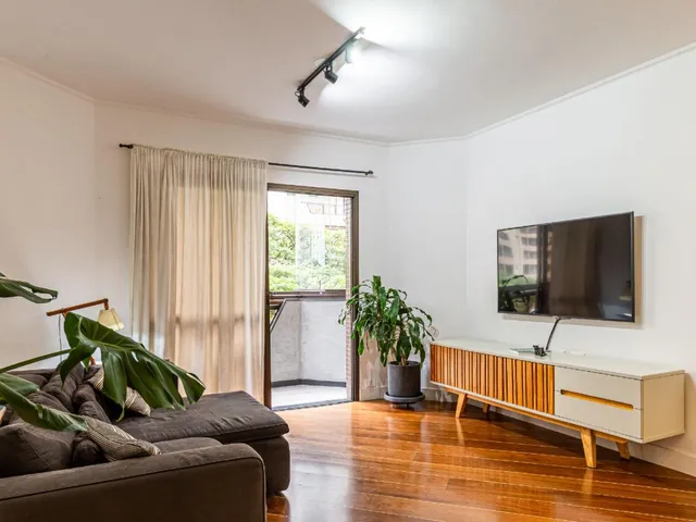 Imagem 2: Apartamento À Venda em Moema, São Paulo-Sp: 3 Quartos, 1 Suíte, 2 Salas, 4 Banheiros, 3 Vagas, 150M²! Venha Conferir!