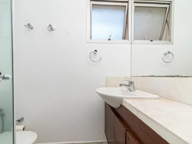 Imagem 2: Imperdível: Apartamento À Venda em Moema, São Paulo-Sp, com 2 Quartos, 2 Salas, 2 Banheiros, 1 Vaga e 60M² de Área