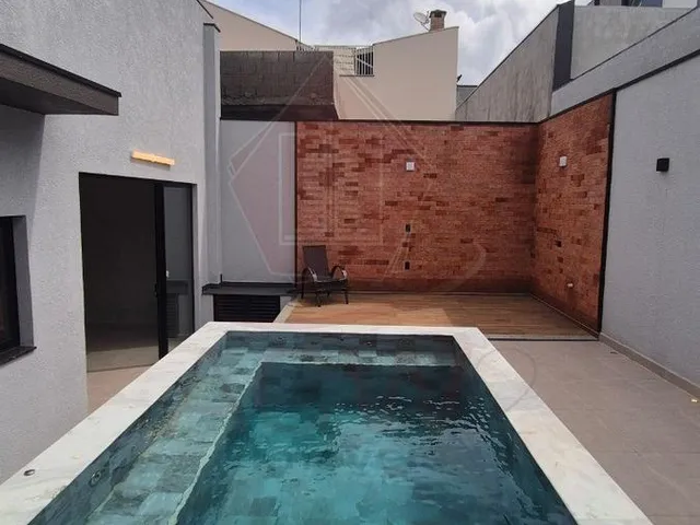 Imagem: Casa em Condomínio de Luxo com 3 Quartos