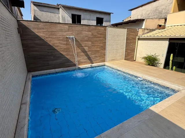 Imagem 2: Casa Duplex com 4 Suítes, Espaço Gourmet, Piscina e Ponto para Carro Elétrico em Araçás