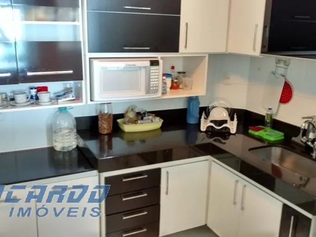 Imagem 9: Apartamento À Venda com 3 Quartos Frente Mar na Praia do Morro Guarapari-Es