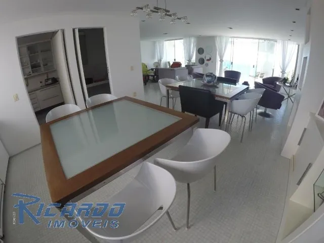 Imagem 14: Luxuoso Apartamento 4 Quartos, Suítes À Venda de Frente para o Mar da Praia do Morro - Guarapari Es