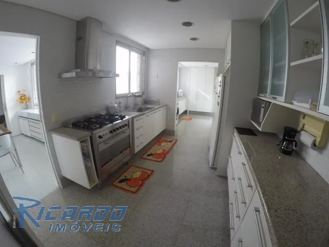 Imagem 10: Luxuoso Apartamento 4 Quartos, Suítes À Venda de Frente para o Mar da Praia do Morro - Guarapari Es