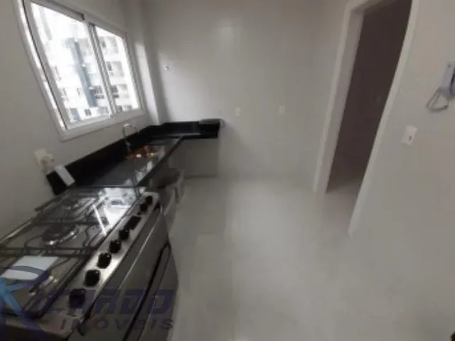 Imagem 12: Apartamento À Venda 4 Quartos, Alto Padrão no Centro de Guarapari