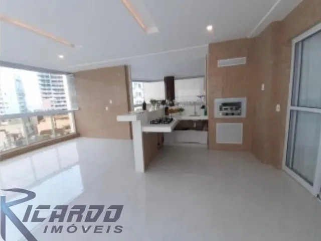 Imagem 8: Apartamento À Venda 4 Quartos, Alto Padrão no Centro de Guarapari