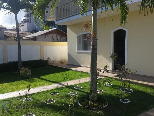Imagem: Casa Duplex À Venda com 5 Quartos na Enseada