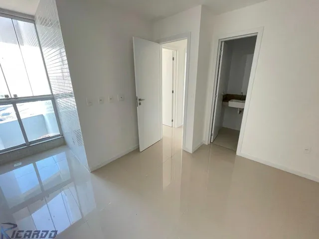 Imagem 4: Apartamento 3 Quartos À Venda no Centro de Guarapari, Alto Padrão, Lazer Completo