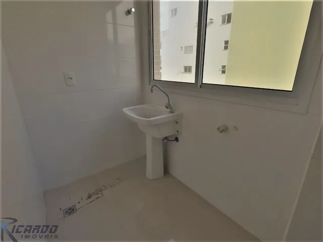 Imagem 3: Apartamento 3 Quartos À Venda, Alto Padrão, Lazer Completo no Centro de Guarapari Es