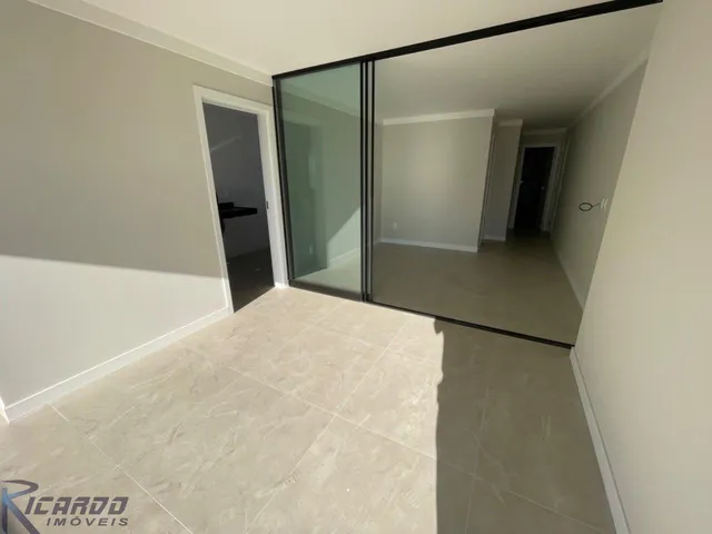 Imagem 4: Apartamento À Venda com 4 Quartos Suítes, Lazer Completo no Centro de Guarapari-Es