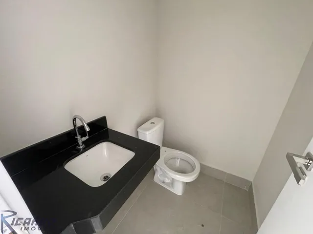Imagem 16: Apartamento À Venda com 4 Quartos Suítes, Lazer Completo no Centro de Guarapari-Es