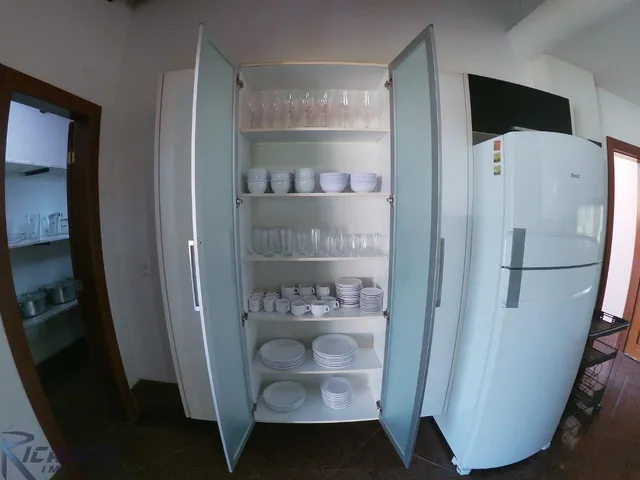 Imagem 7: Casa À Venda em Condomínio Fechado 5 Suites, Piscina, em Lagoa da Praia, Guarapari -Es